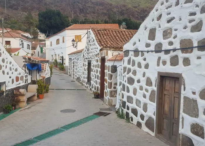 Casa Reyes Apartment Fátaga