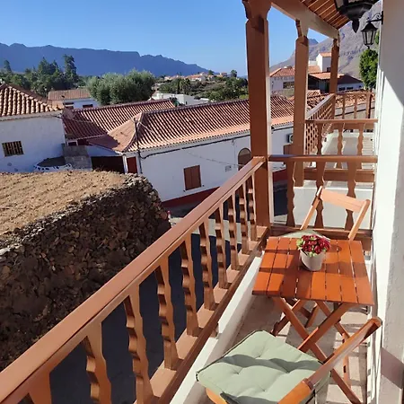 Casa Reyes Fátaga
