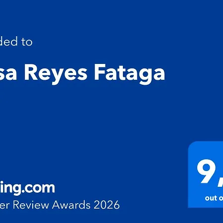 Casa Reyes * Fátaga